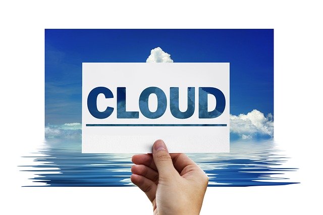 Difference between active and passive cloud management